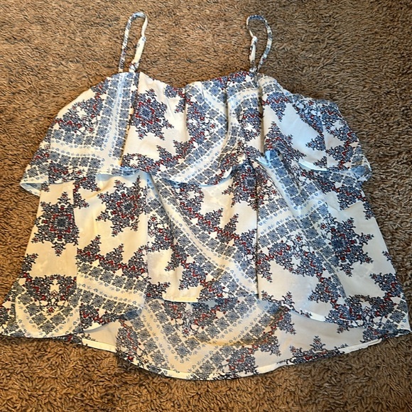 Blue and red patterned blouse - Picture 3 of 3